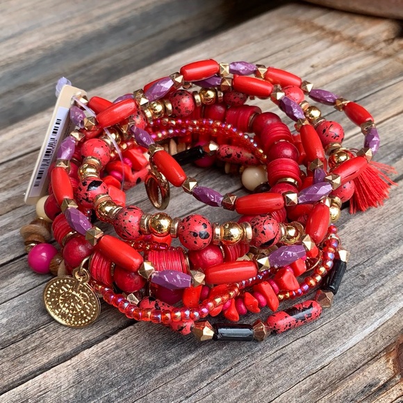 Multi Strand Cayenne Red Bohemian Stretch Bracelet NWT - Picture 8 of 9